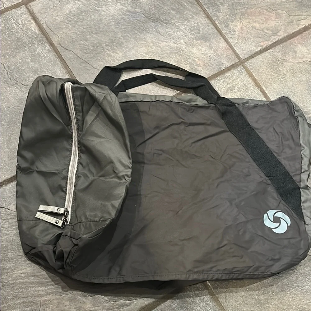 💥 2/$10 Black Nylon Lightweight packable travel Bag suitcase duffel